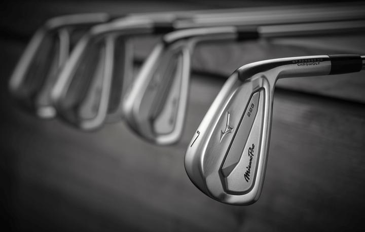 Produktbild Mizuno Miznuo Pro 223 LH (Linkshänder)