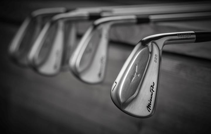 Mizuno Pro 225 (Weiss)