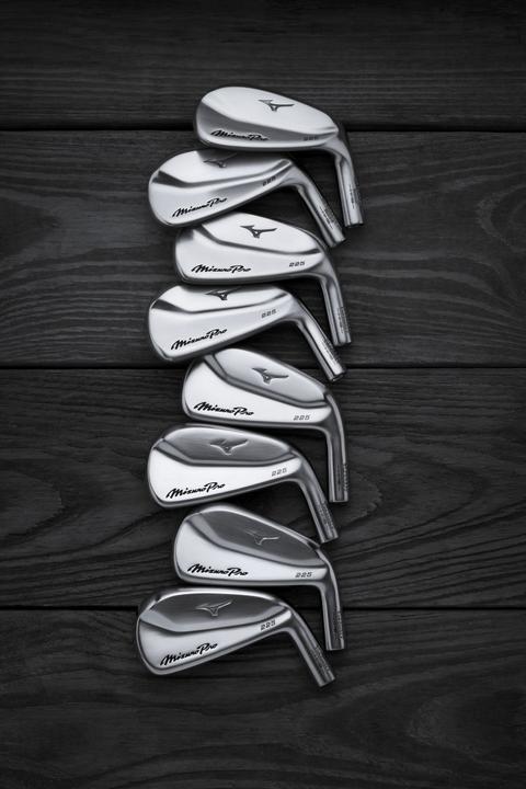 Actual product image Mizuno Pro 225 (White)