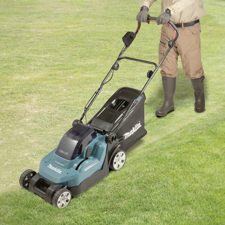 Produktbild Makita DLM382Z (Akkubetrieb)