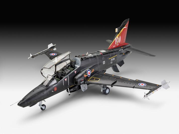 Actual product image Revell BAe Hawk T2