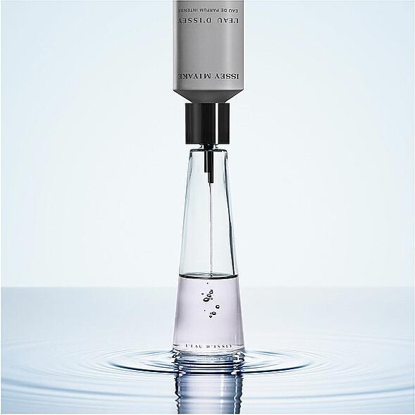 Immagine prodotto Issey Miyake L'Eau D'Issey - Eau Parfum Intense (Eau de parfum, 50 ml)
