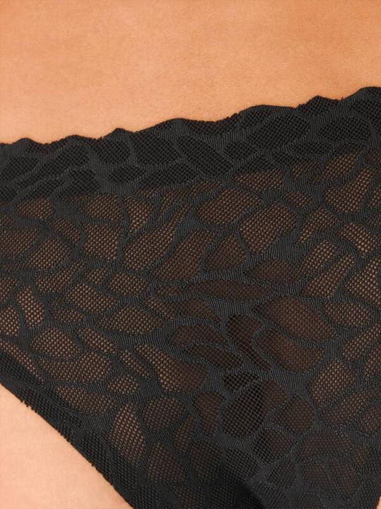 Actual product image Sloggi Zero Feel Lace 2.0 Brazil Panty (L, Single pack)