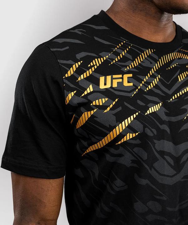 Produktbild Venum UFC Fusion Replica Champion T-Shirt Black/Gold (XL)