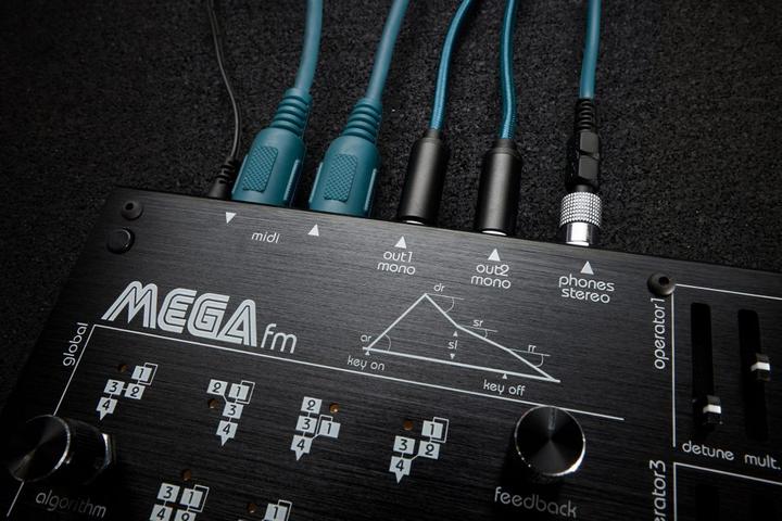 Image du produit Twisted Electrons MEGAfm MKII