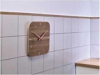 Image du produit tesa Clou adhésif pour carrelage et métal, réglable en hauteur