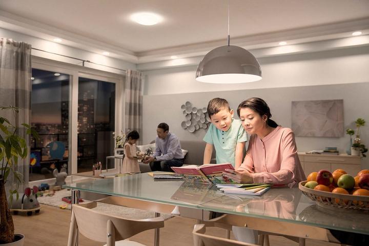 Produktbild Philips Lampe (GU10, 4.80 W, 355 lm, 1 x, F)