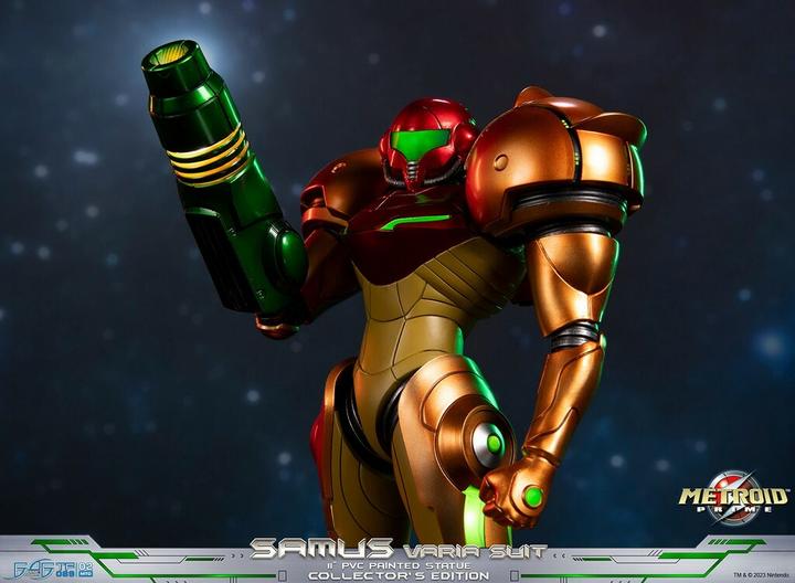 Actual product image First 4 Figures Metroid Prime PVC Statue Samus Varia Suit Collector's Edition 27 cm