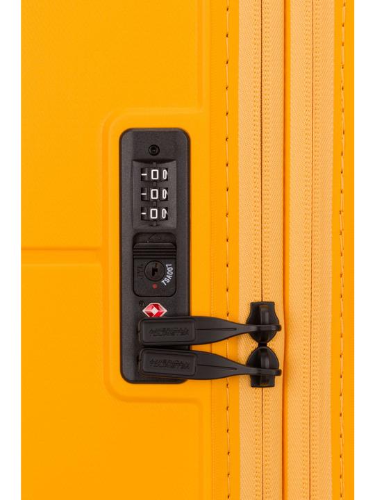 Actual product image American Crew Suitcase & Trolley Dashpop Spinner 67 EXP (76 l, M (50 - 90l))
