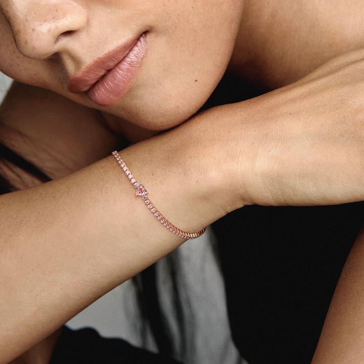 Immagine prodotto Pandora Bracciale da tennis in oro rosa 14k con pavé di cuori scintillanti (16 cm, placcato oro rosa, Metallo)
