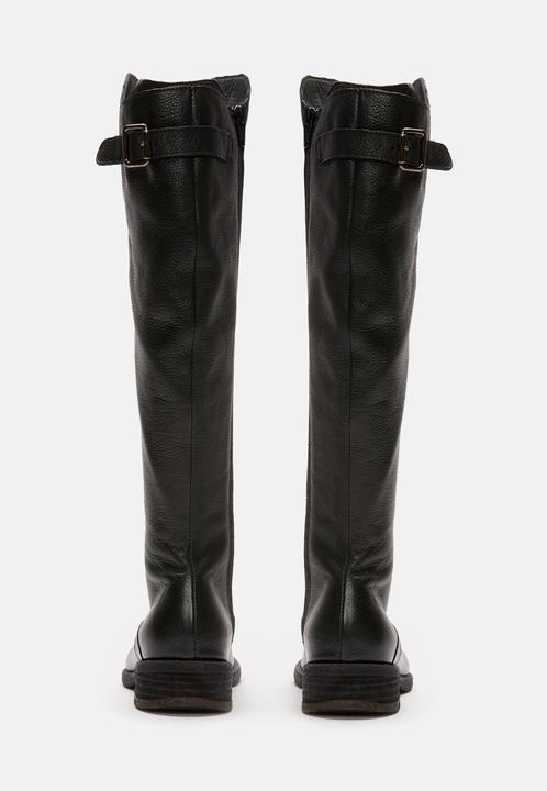 Actual product image Felmini Gredo A425, the high lace-up biker boot from, is made from smooth leather with a vintage finish. (40)