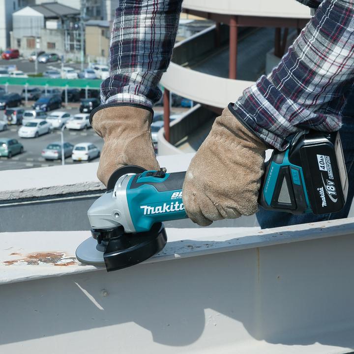 Actual product image Makita DLX6076T