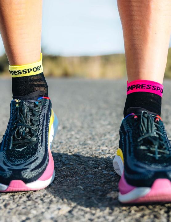 Produktbild Compressport Pro Racing Socks v4.0 Ultralight Run Low (45 - 48)