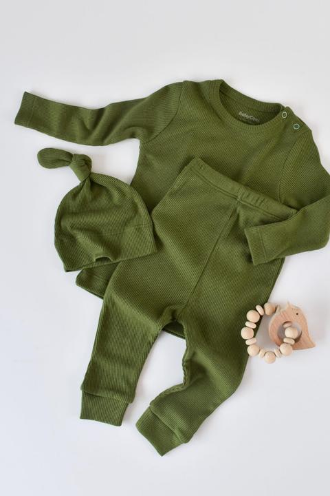 BabyCosy Set. Hose. T-shirt langarm. Mütze (80)