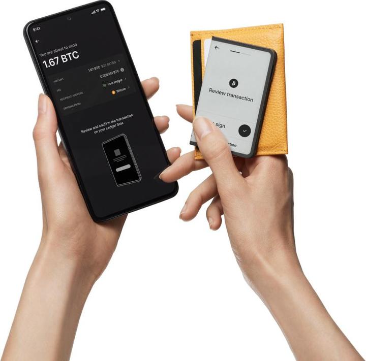 Actual product image Ledger Stax inkl. Recovery Key (Bitcoin, Ethereum Classic)