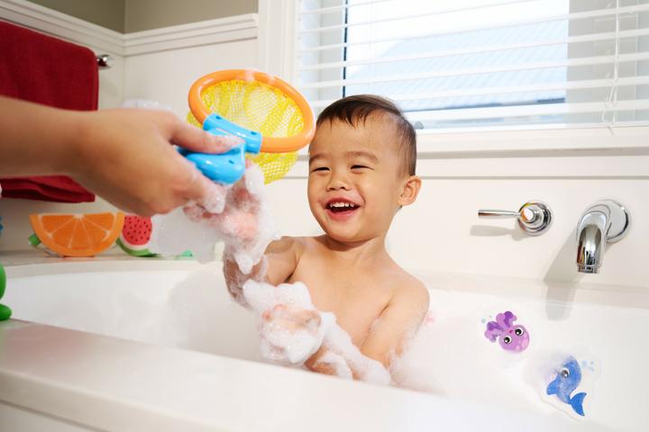 Actual product image Zuru Eggywawa bath time surprise blue