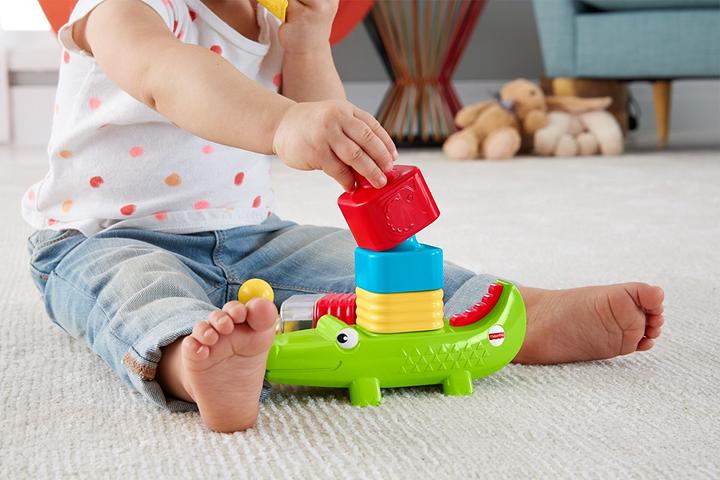 Actual product image Fisher-Price Stacking fun crocodile tower