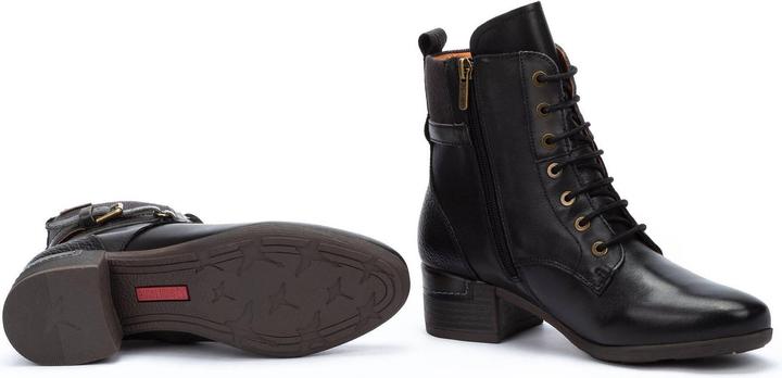 Actual product image Pikolinos Malaga (37)