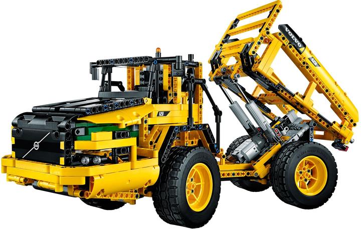Actual product image LEGO Technic Remote-Controlled VOLVO L350F Wheel Loader (42030, LEGO Technic, LEGO Rare Sets)