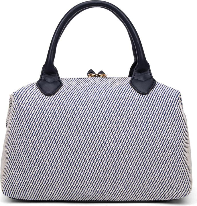 Actual product image Diana & Co 749-1Pt