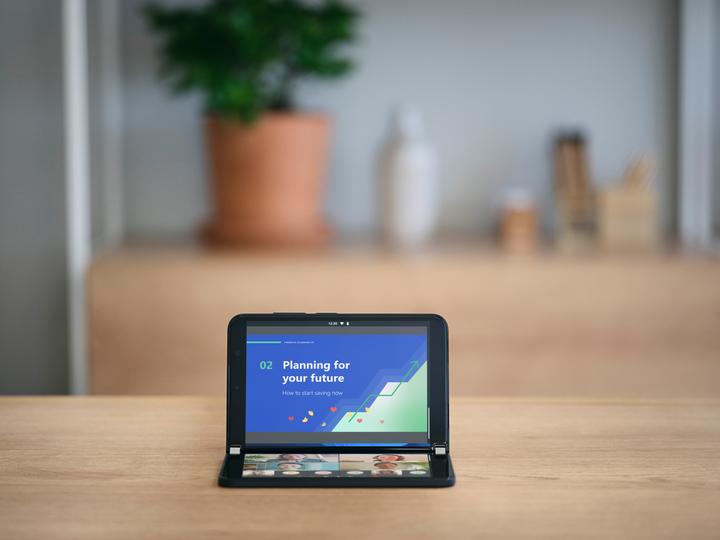 Immagine prodotto Microsoft Surface Duo 2 B2B (128 GB, Obsidian, 8.30", SIM + eSIM, 12 Mpx, 5G)