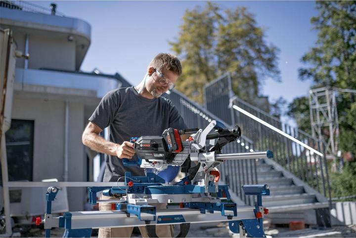 Produktbild Bosch Professional GCM 18V-216 DC