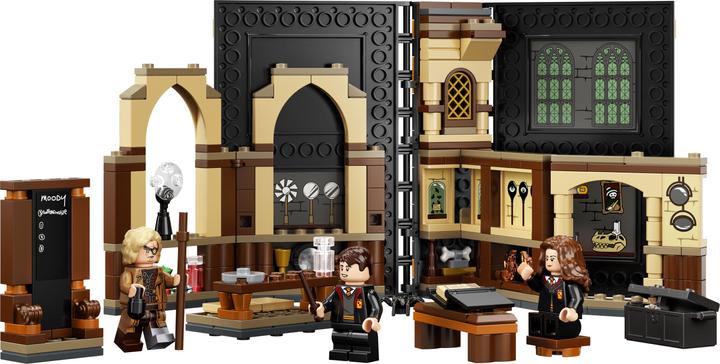 Image du produit LEGO Moment Poudlard : cours de défense (76397, LEGO Harry Potter)