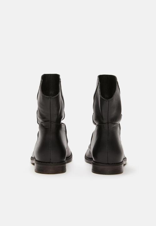 Actual product image Felmini Clash 8114, the ankle-high ankle boots made from soft leather with a vintage finish, exude a (36)