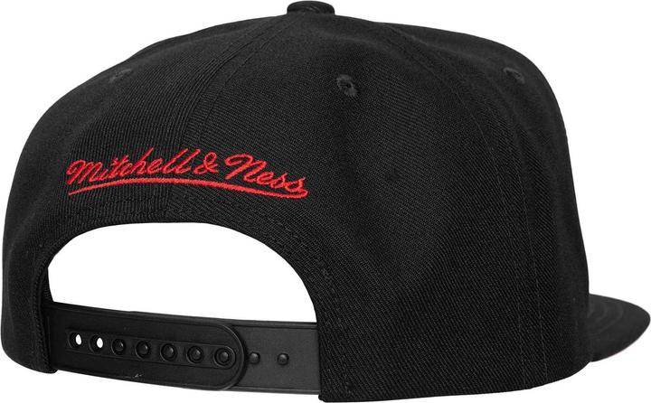 Actual product image Mitchell & Ness Snapback Cap SHATTERED Chicago Bulls (One size)