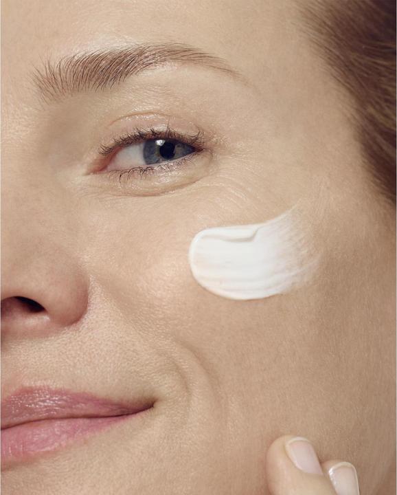 Actual product image L'Oréal Paris Revitalift (50 ml, Day cream)