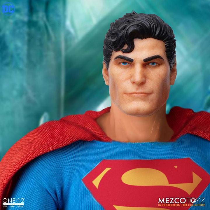 Produktbild Mezco Toys DC Comics figurine 1/12 Superman - Man of Steel Edition 16 cm
