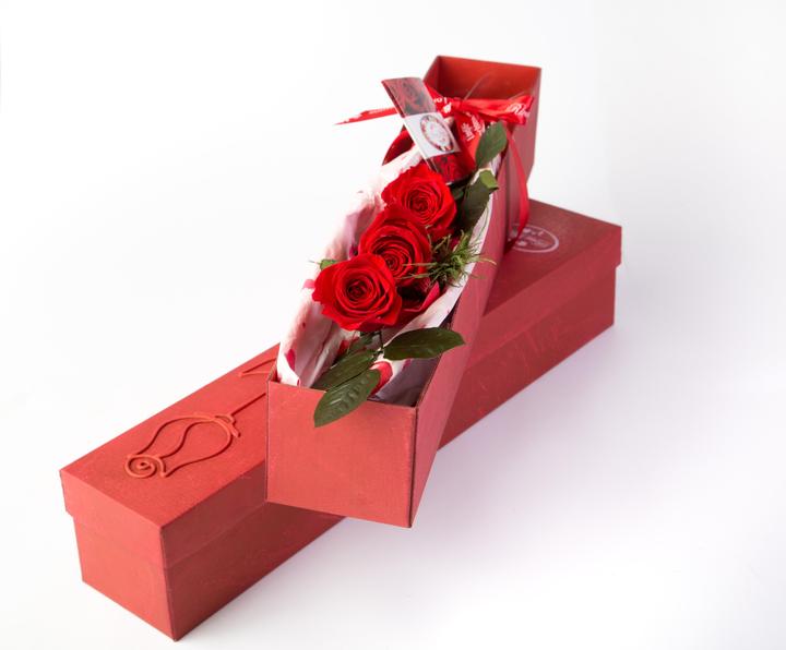 Produktbild Rosas Rivas Stielrose Premium 3-köpfig (56 cm)