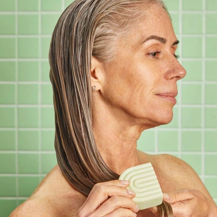 Actual product image Kitsch Conditioner with tea tree and mint