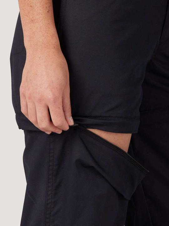 Actual product image Wrangler Packable Zipoff Pant (32)