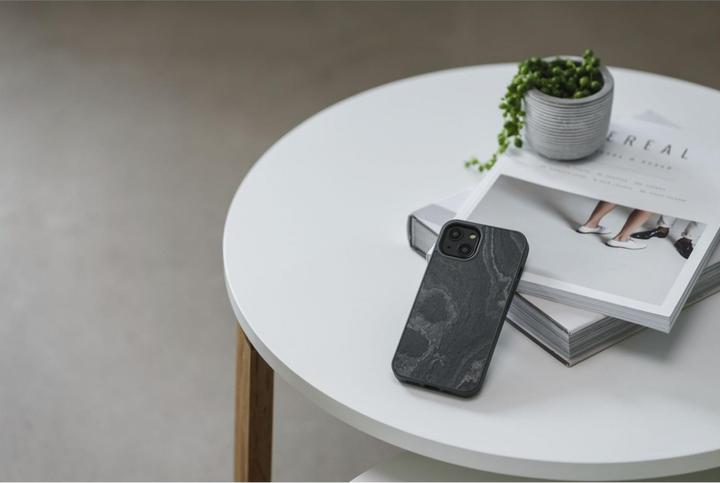 Actual product image Woodcessories Bumper Case MagSafe (Apple iPhone 14 Plus)