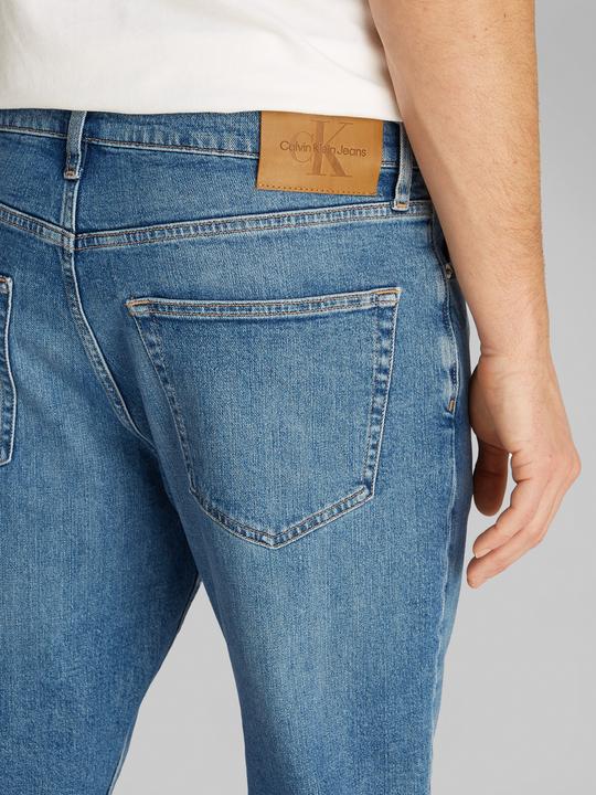 Actual product image Calvin Klein Jeans Dad Jean (30)