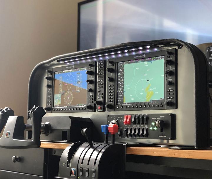Produktbild RealSimGear G1000 Suite (PC)