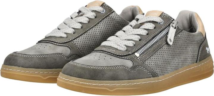 Actual product image Mustang Sneaker (40)