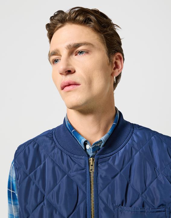 Actual product image Wrangler Elevated Vest quilted jacket (L)