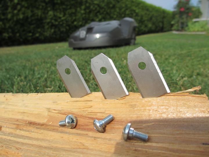 Produktbild Husqvarna Messerersatz 45 Stück (Mähroboter, Rasenmäher Messer + Ersatzmesser Gartenmaschinen)