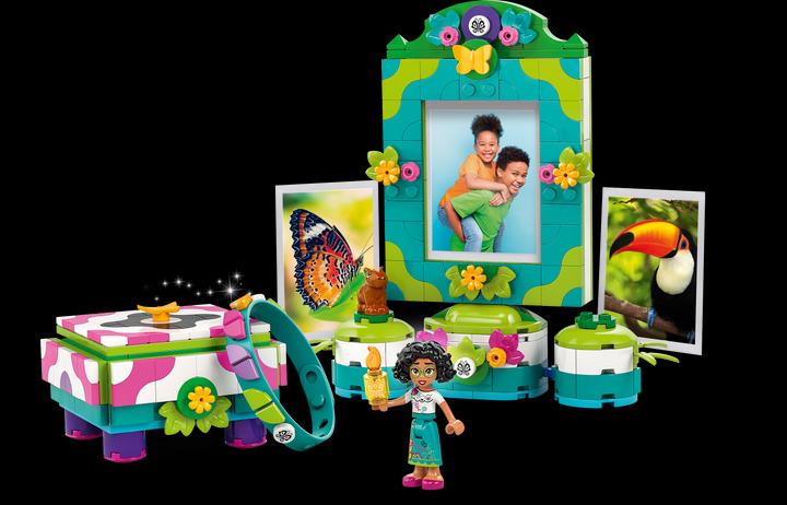 Actual product image LEGO Mirabel's photo frame and jewellery box (43239, LEGO Disney)