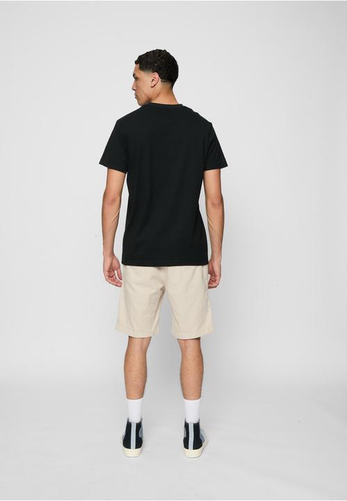Actual product image Urban Classics Basic Tee 3-Pack (XXL)