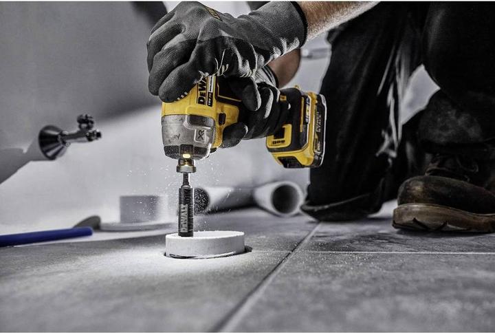 Actual product image DeWalt Innenrohrschneider PVC-Rohre, 34mm DT20563-QZ (101.60 mm)