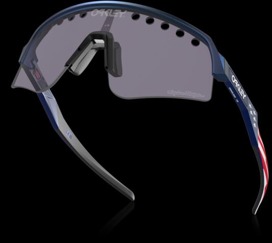 Actual product image Oakley Sutro Lite Sweep (Blue Colorshift, Grey)