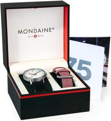 Produktbild Mondaine Official Swiss Railways Watch, Jubiläumsmodell 75 Jahre Schweizer Bahnofsuhr. (Analoguhr, Swiss Made, 30 mm)