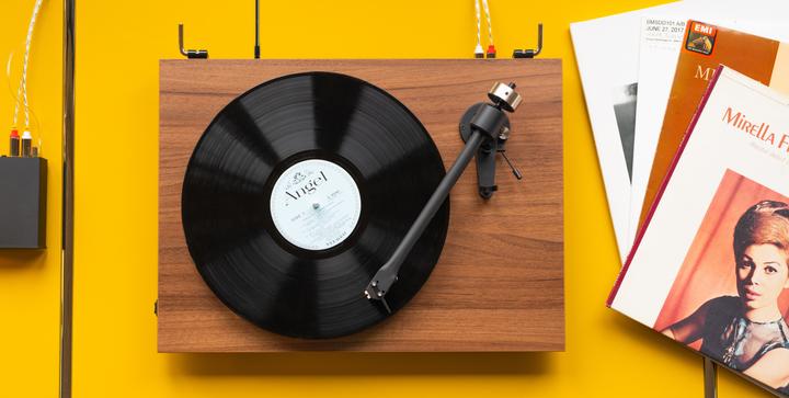 Actual product image Pro-Ject T2