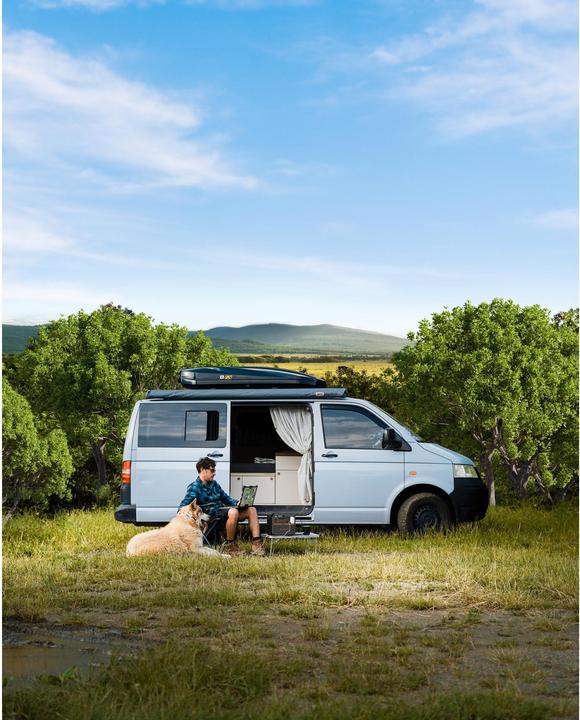 Produktbild Bluetti AC200PL (2304 Wh, 28.30 kg)