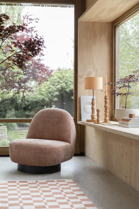 Actual product image Zuiver Totem Table Lamp Smooth Terra (E27)