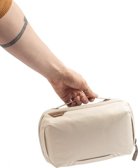 Actual product image Peak Design Tech Pouch (Camera accessory bag, 2 l)