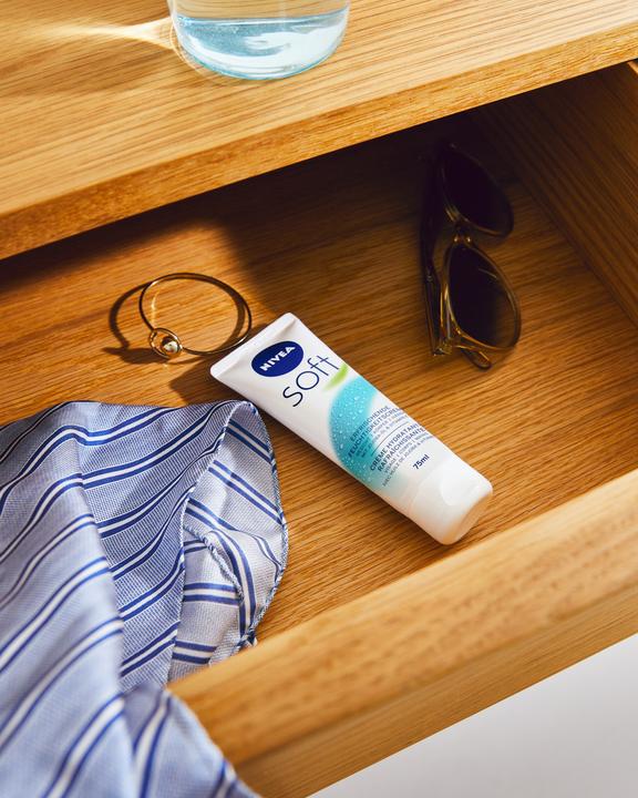 Actual product image NIVEA Soft Tube (Body cream, 75 ml)